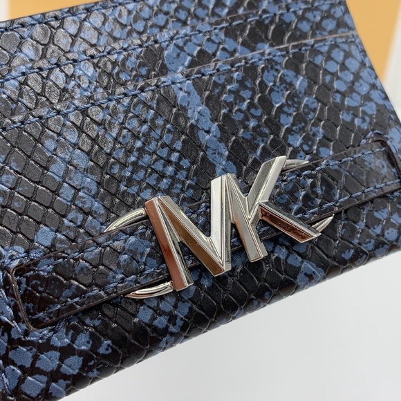 MICHAEL KORS Reed Large Snakeskin Python Patter Card Holder Case Denim NWT - Picture 6 of 8